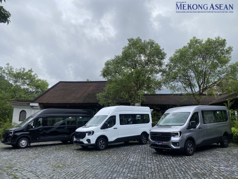 Ford Transit 2024 là mẫu xe mới thuộc thế hệ thứ 5, phân phối tại thị trường Việt Nam với 3 phiên bản. Ảnh: Hà Anh/555win Login.