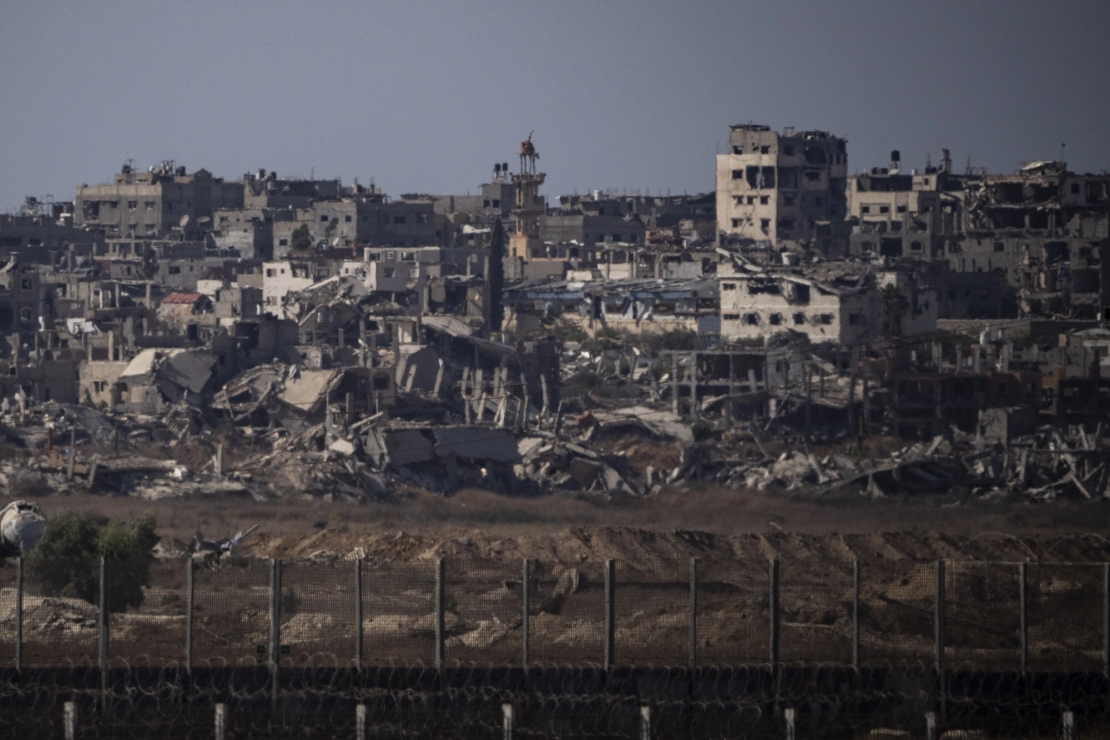 Quân đội Israel tiến sâu hơn vào thành phố Gaza