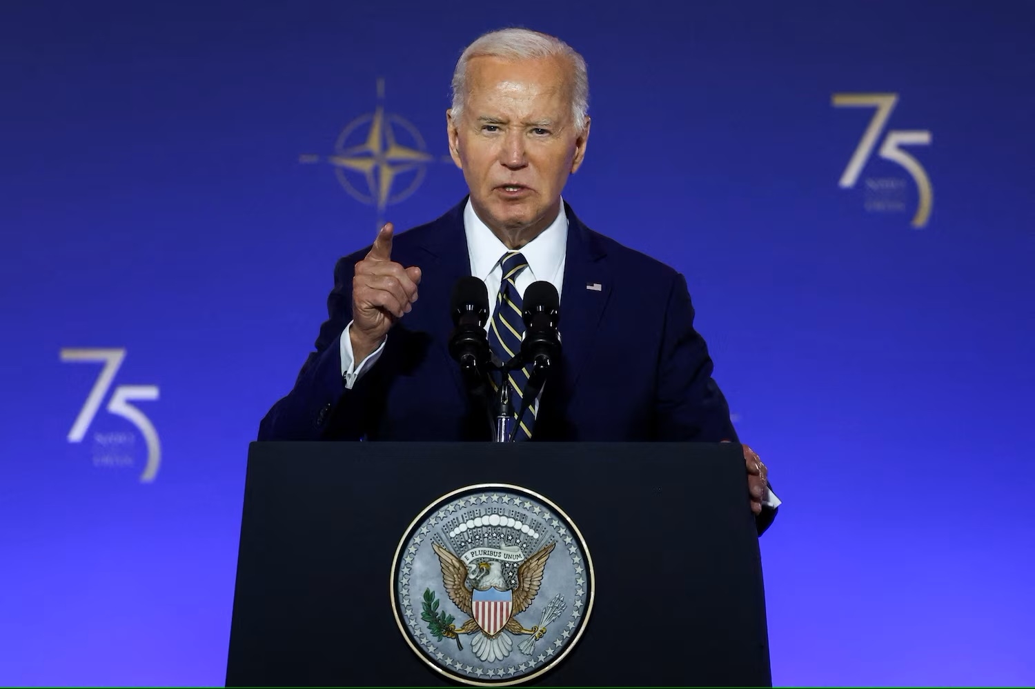 NATO công bố các gói viện trợ quân sự mới cho Ukraine