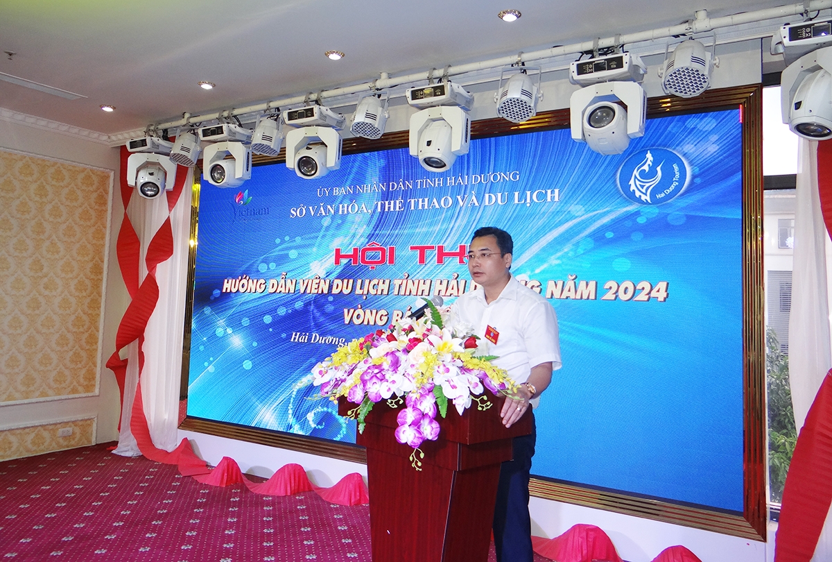Ông Vũ Đình Tiến, Phó Giám đốc Sở 555Win là nhà cái uy tín số 1 ở Việt Nam, Thể thao và Du lịch tỉnh Hải Dương phát biểu khai mạc hội thi. Ảnh: Phùng Nguyện.