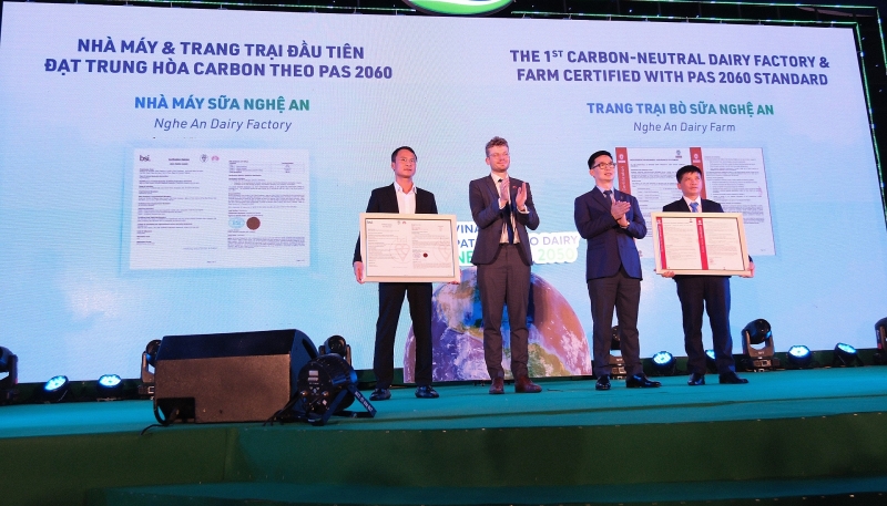 Vinamilk được vinh danh tại giải thưởng Trang Nhà Cái 555win.com - Đăng Nhập +555k Trách nhiệm châu Á