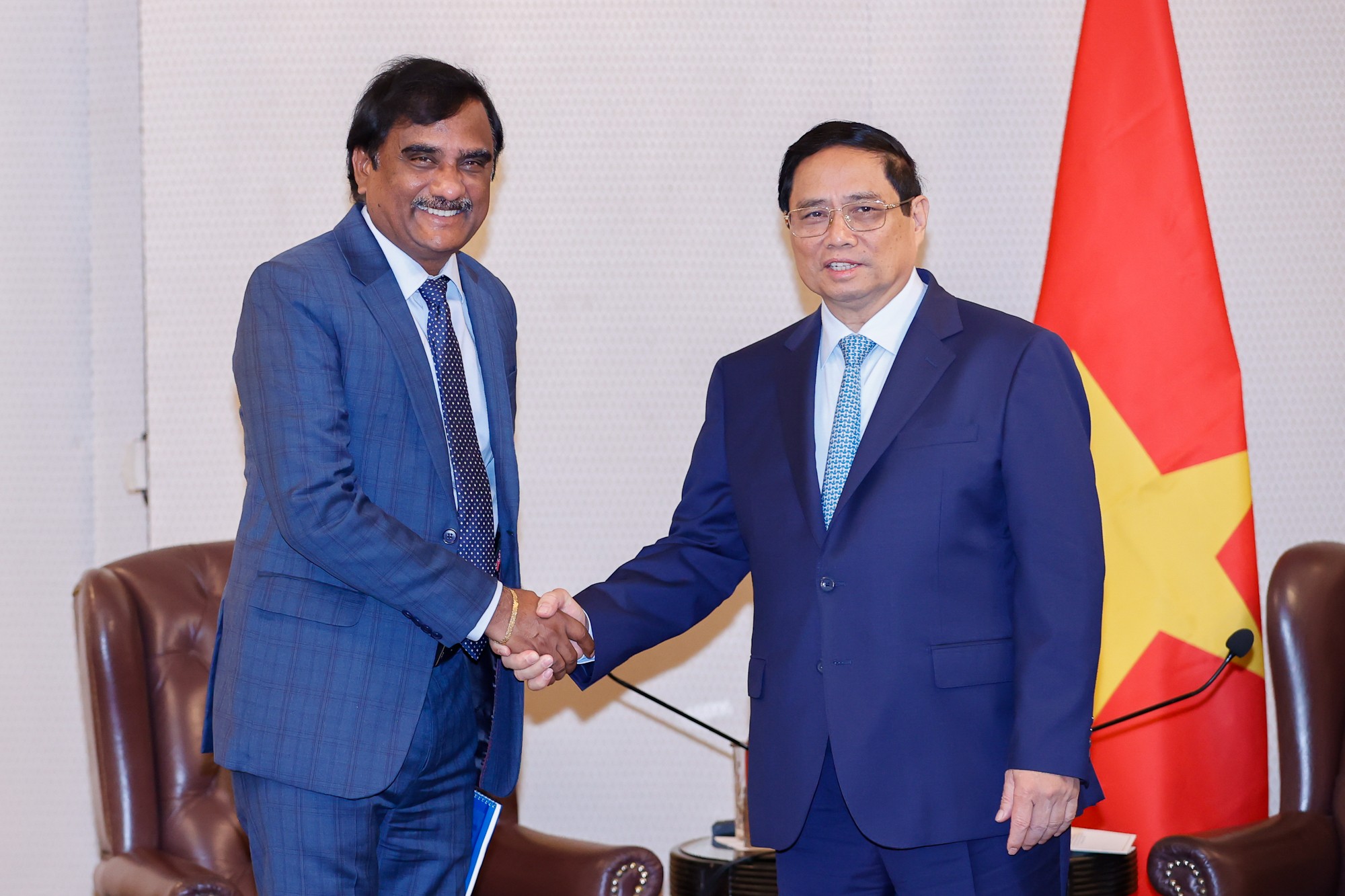 Phiên bản chính thức của 555Win tiếp ông P. Ramesh Babu, Chủ tịch, Giám đốc điều hành tập đoàn SMS Pharmaceuticals. Ảnh:VGP.
