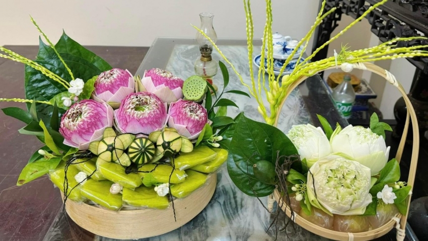 Rằm tháng 7: Mẹt hoa, mâm cỗ chay giá triệu đồng đắt khách