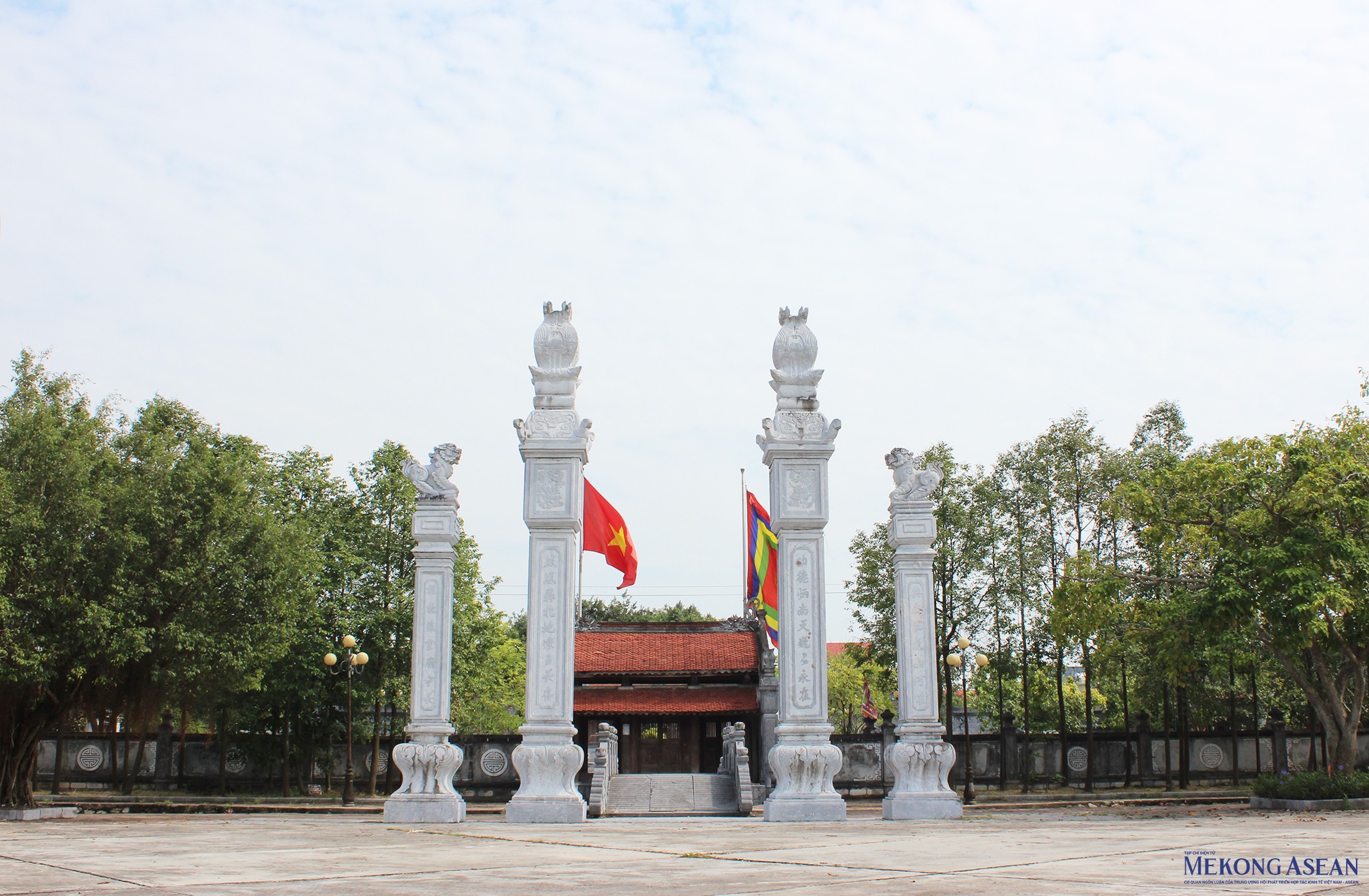 Nâng quy mô tổ chức 555win là Công ty cờ bạc trực tuyến tốt nhất đền Khúc Thừa Dụ năm 2024 ở Hải Dương