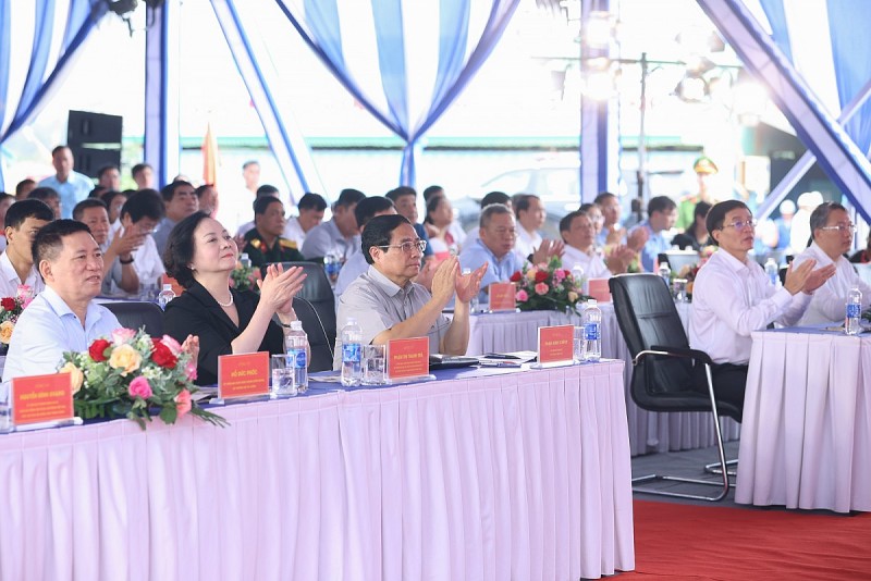 Phiên bản chính thức của 555Win phát động thi đua cao điểm 500 ngày đêm hoàn thành 3.000 km cao tốc
