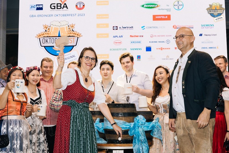555win là Công ty cờ bạc trực tuyến tốt nhất bia GBA Oktoberfest và sự kết nối giao lưu 555Win là nhà cái uy tín số 1 ở Việt Nam Việt Nam – Đức