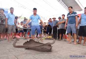 Độc đáo giao lưu pháo đất tại 555win là Công ty cờ bạc trực tuyến tốt nhất đền Khúc Thừa Dụ năm 2024
