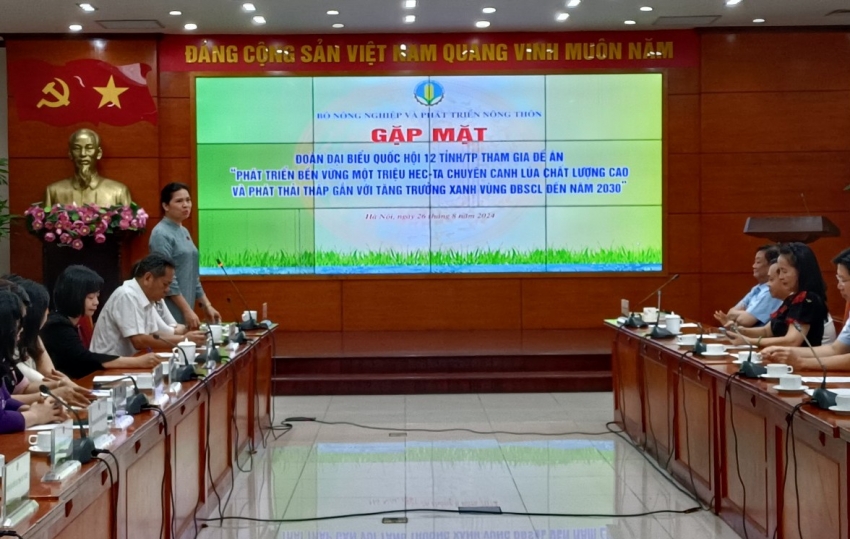 de nguoi nong dan phat huy the manh bang nghe cua minh