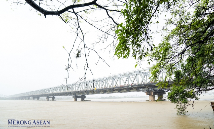 Mực nước sông Hồng tại Hà Nội tăng chậm