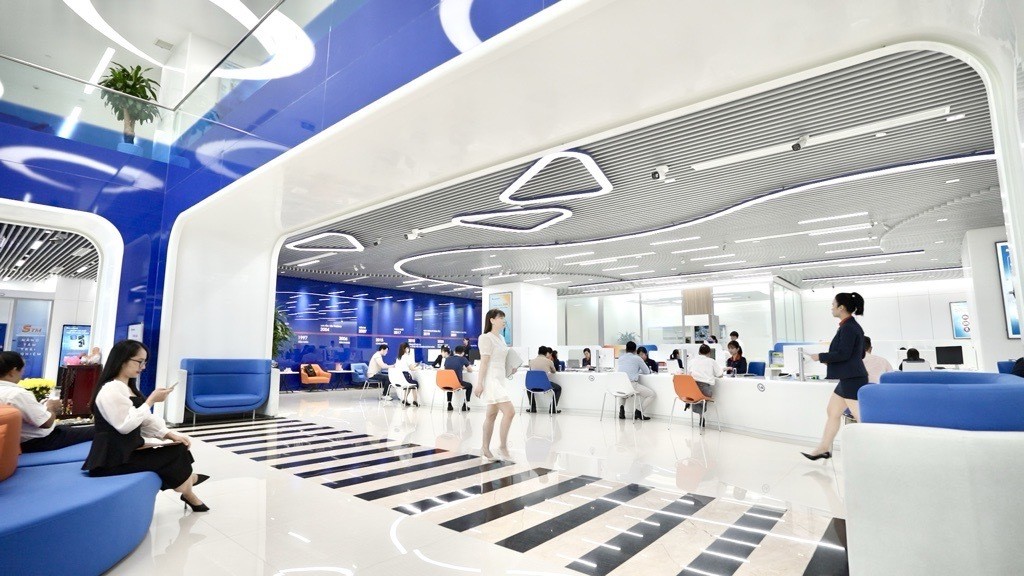 Quỹ ngoại KIM rời ghế cổ đông lớn Sacombank