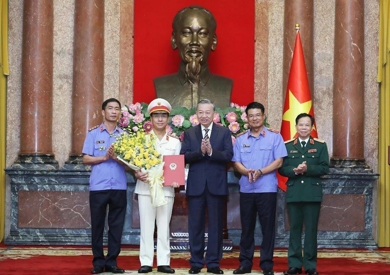 trao quyet dinh bo nhiem pho vien truong vien kiem sat nhan dan toi cao