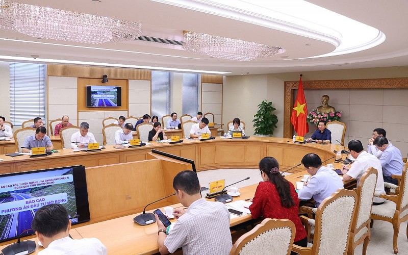 Điều chỉnh chủ trương đầu tư cao tốc Tuyên Quang - Hà Giang lên 4 làn xe