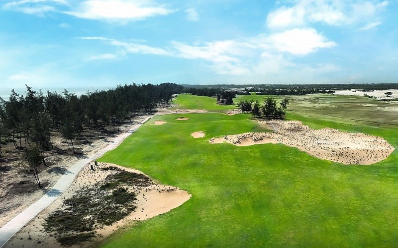 Golden Sands Golf Resort: Sân golf thử thách và thân thiện nhất Việt Nam Golden Sands Golf Resort: Sân golf thử thách và thân thiện nhất Việt Nam