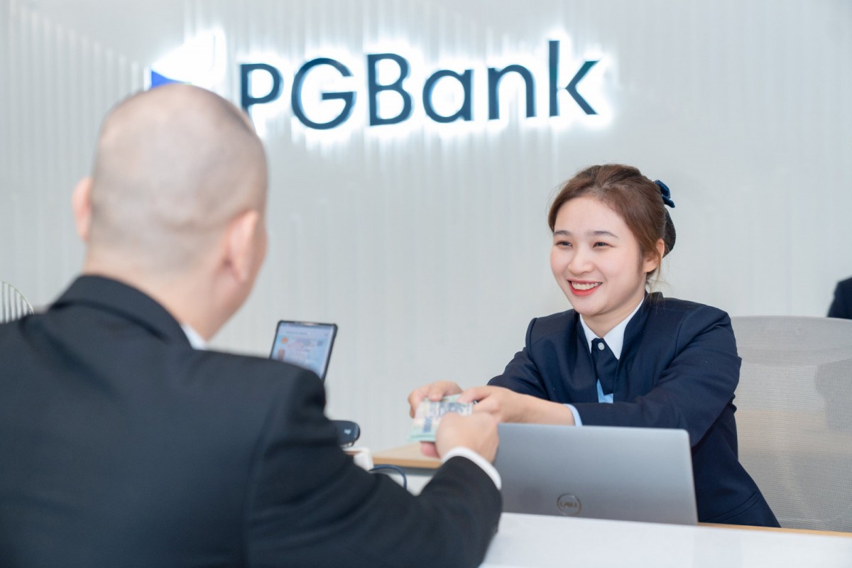 Ba cổ đông lớn của PGBank giảm tỷ lệ sở hữu