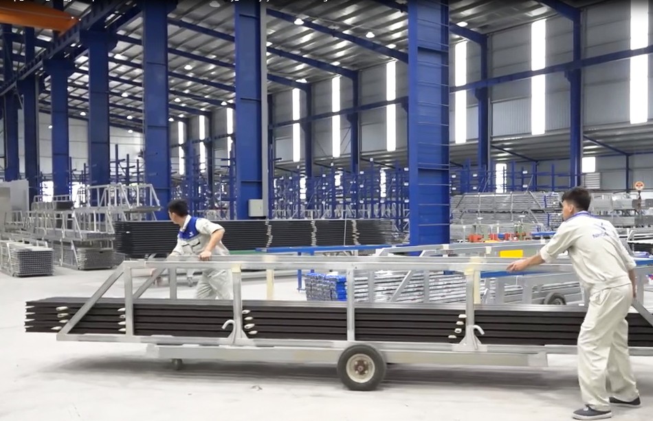 Hoạt động sản xuất 55win.com - Trang Cược Uy Tín Cao Nhất 2025 tại 555win 500 nhà cái cá cược trên địa bàn thị xã Kinh Môn. Ảnh: Văn Học.