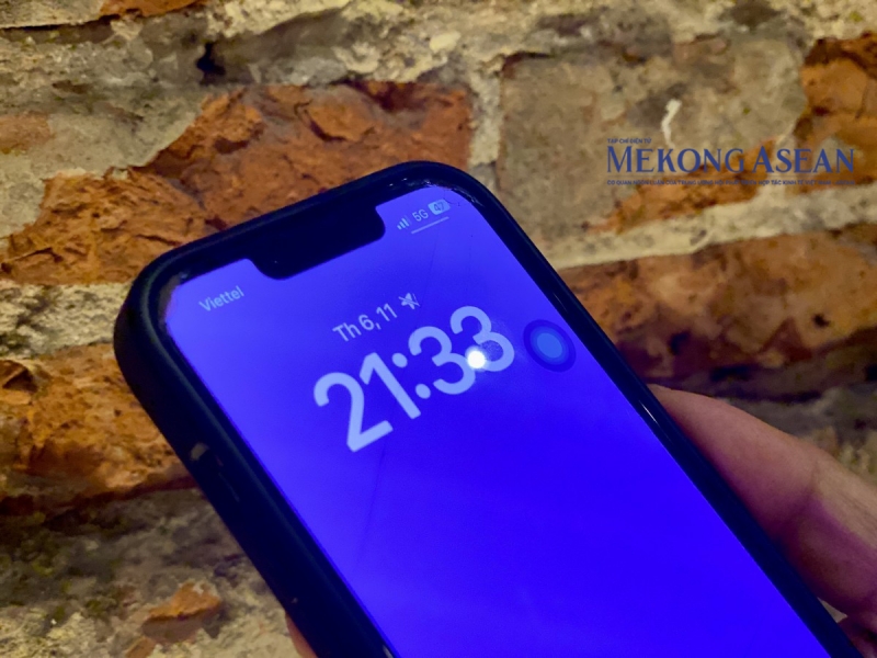 Thiết bị của người dùng tại nhiều khu vực ở Hà Nội, TP HCM và một số tỉnh thành bất ngờ bắt được sóng 5G, dù công nghệ kết nối này chưa triển khai chính thức.