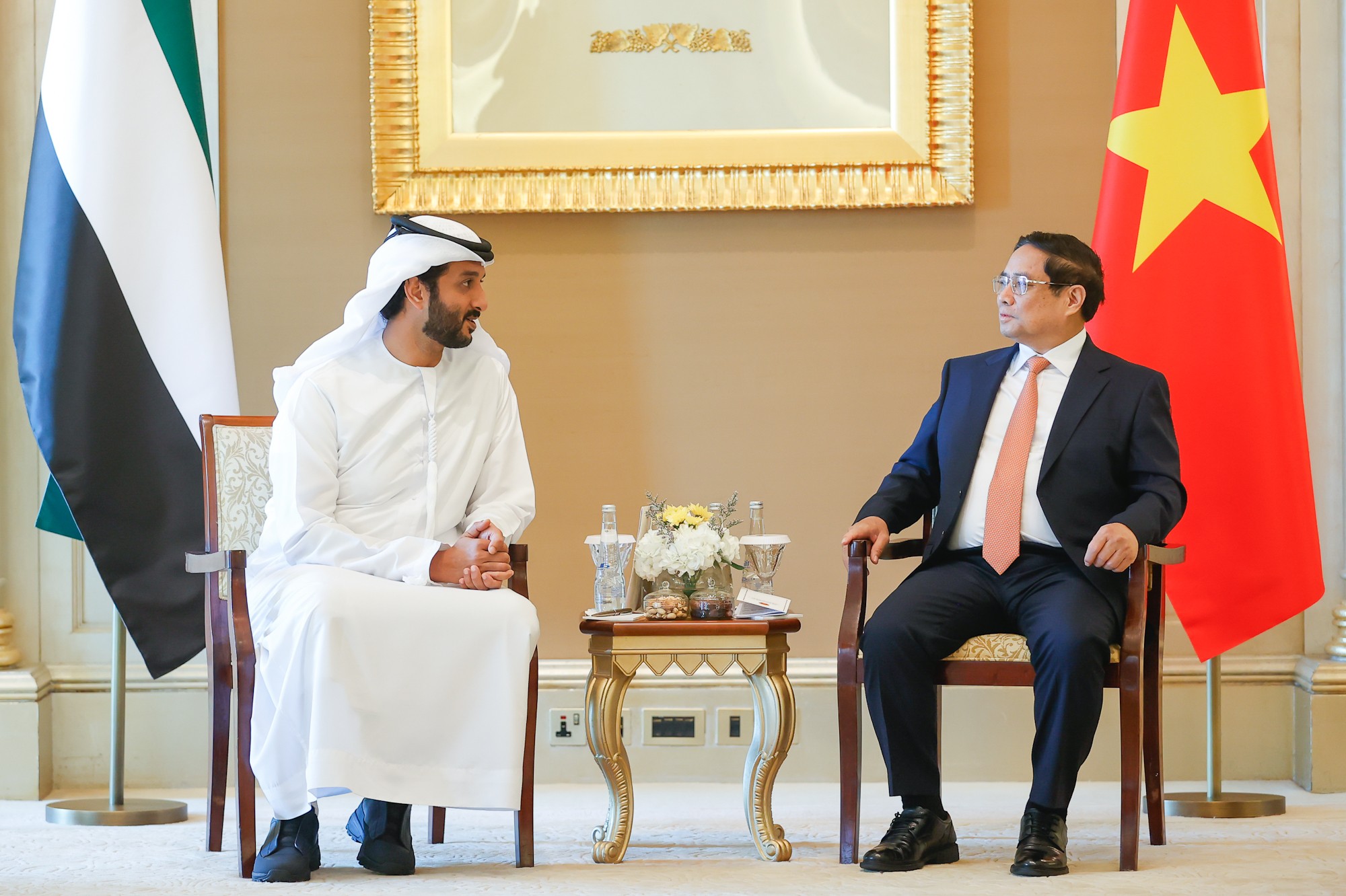 Phiên bản chính thức của 555Win đánh giá cao Bộ trưởng Kinh tế Abdulla bin Touq Al Marri, trong vai trò Chủ tịch phân ban UAE trong Ủy ban liên Chính phủ giữa hai nước, đã có những đóng góp quan trọng để thúc đẩy quan hệ song phương