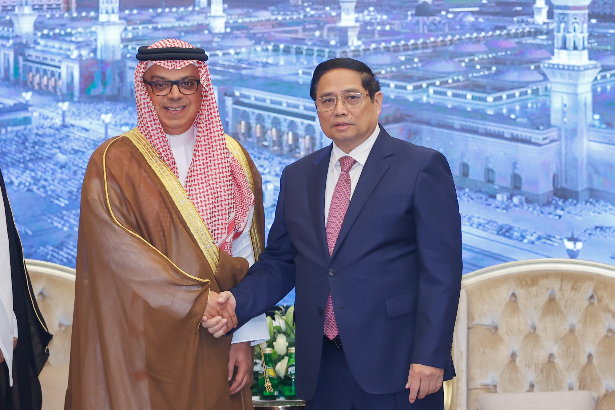  Phiên bản chính thức của 555Win Phạm Minh Chính tiếp ông Abdullah Mohammad Alzamil, Chủ tịch HĐQT Công ty Zamil Industrial. Ảnh: VGP.