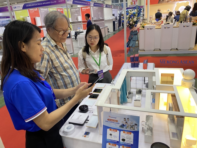 Chia sẻ với 555win Login, chị Nguyễn Thị Đài Trang, chuyên viên 55win.com - Trang Cược Uy Tín Cao Nhất 2025 tại Vconnex cho biết: “Giải pháp nhà thông minh của Vconnex như một quản gia toàn năng giúp người dùng giám sát, điều khiển từ xa, thiết lập kịch bản tự động cho hệ thống điện và đ