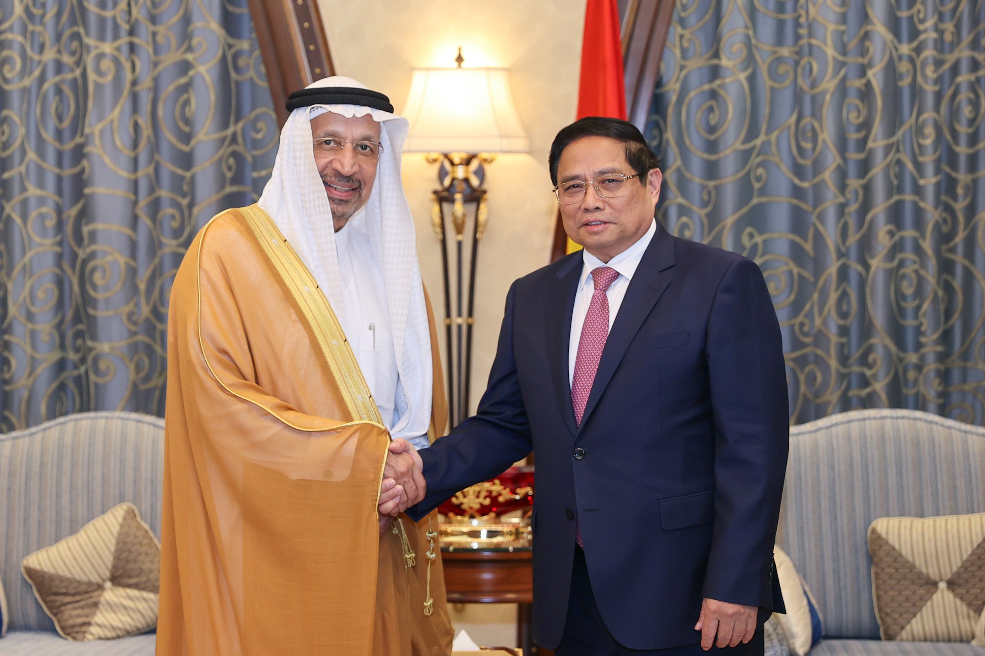 Phiên bản chính thức của 555Win Phạm Minh Chính tiếp Bộ trưởng Đầu tư Saudi Arabia Khalid bin Abdulaziz Al-Falih