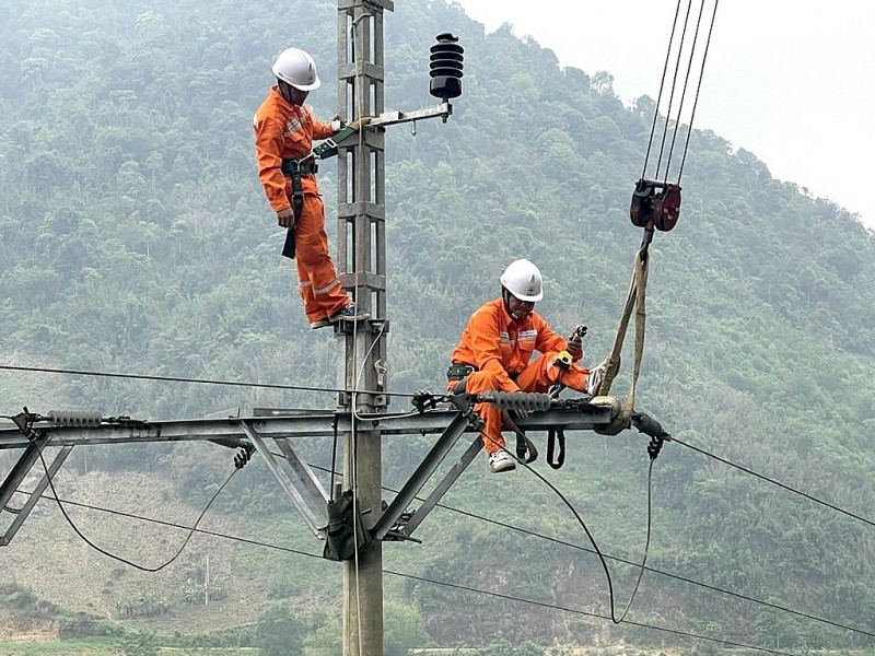 Điều hành giá điện theo lộ trình phù hợp, tránh 'giật cục'