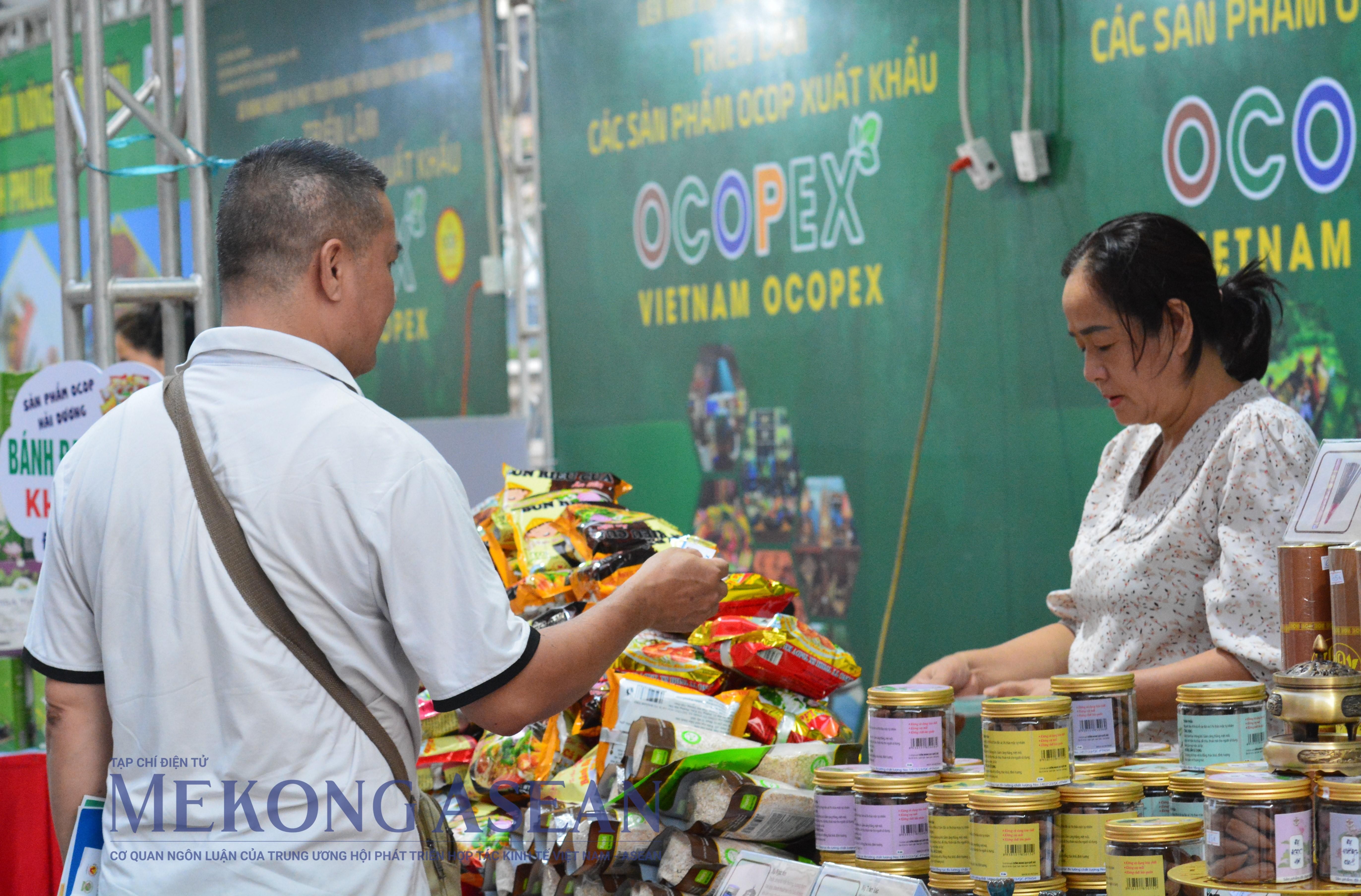 Nhiều đột phá trong kết nối giao thương tại Vietnam OCOPEX 2025