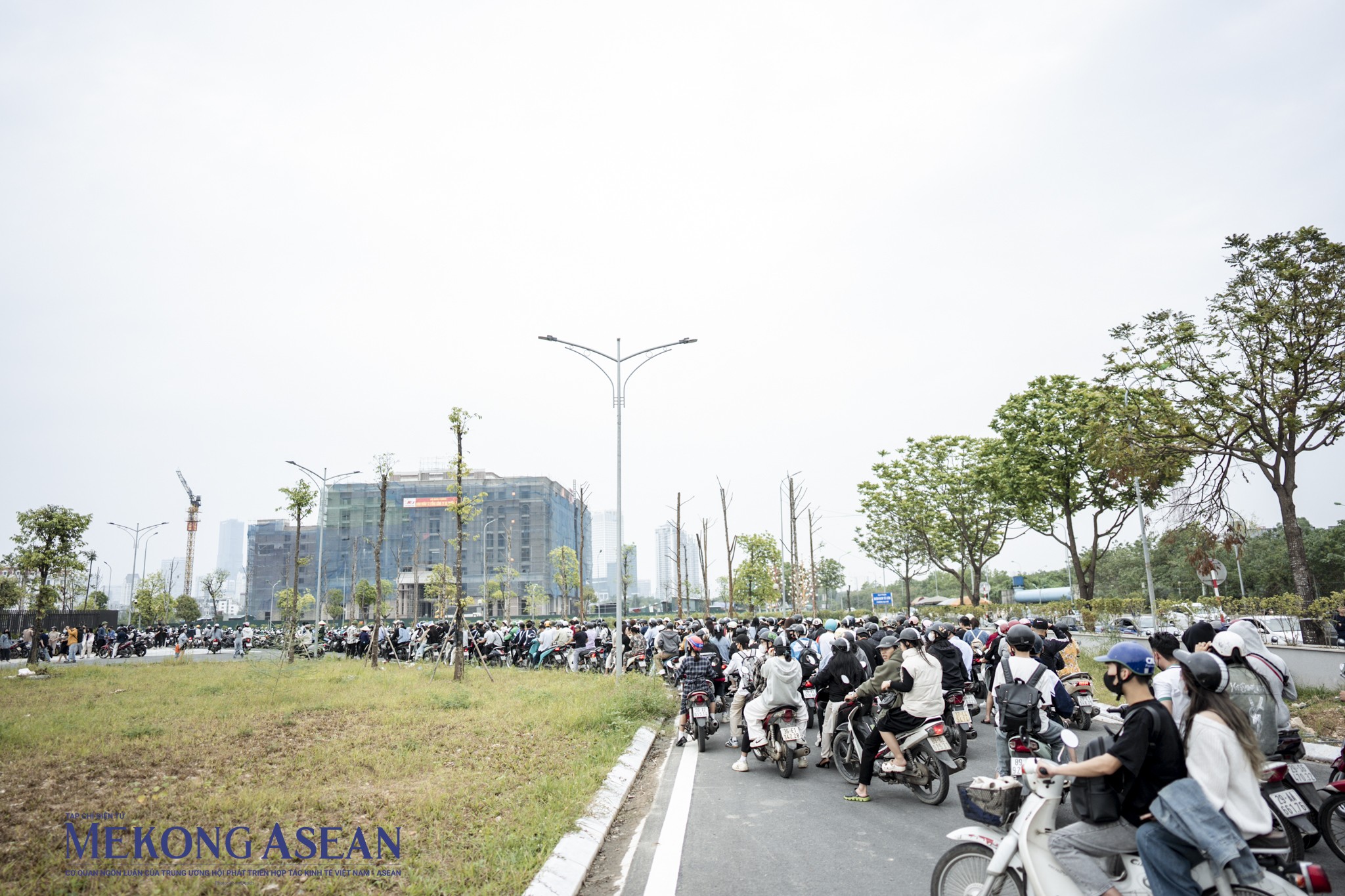 Hà Nội: Dòng người tiếp tục đổ về thăm Bảo tàng Lịch sử Quân sự Hà Nội: Dòng người tiếp tục đổ về thăm Bảo tàng Lịch sử Quân sự