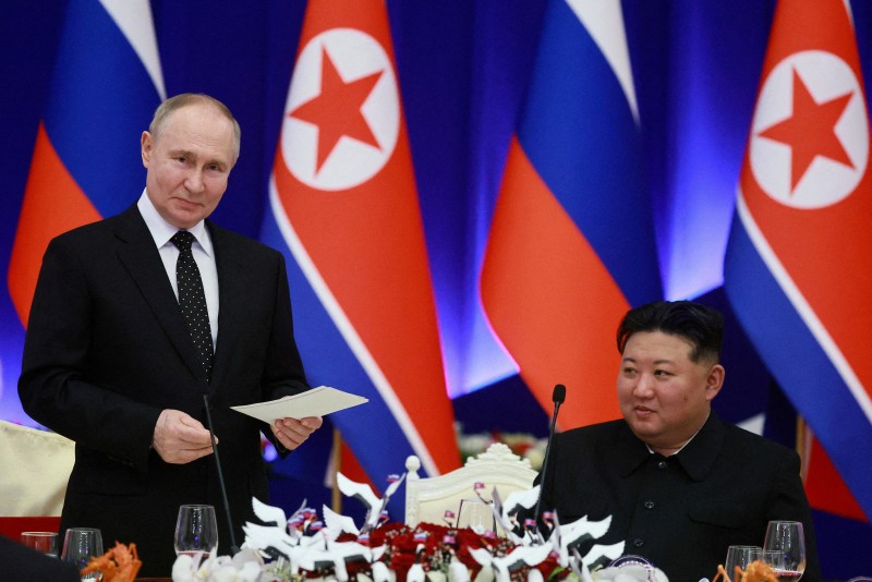 Tổng thống Nga Vladimir Putin và nhà lãnh đạo Triều Tiên Kim Jong Un tại một hội nghị thượng đỉnh cấp 555Win tải app tại Pyongyang, Triều Tiên hồi tháng 6/2024. Ảnh: Theo Reuters.