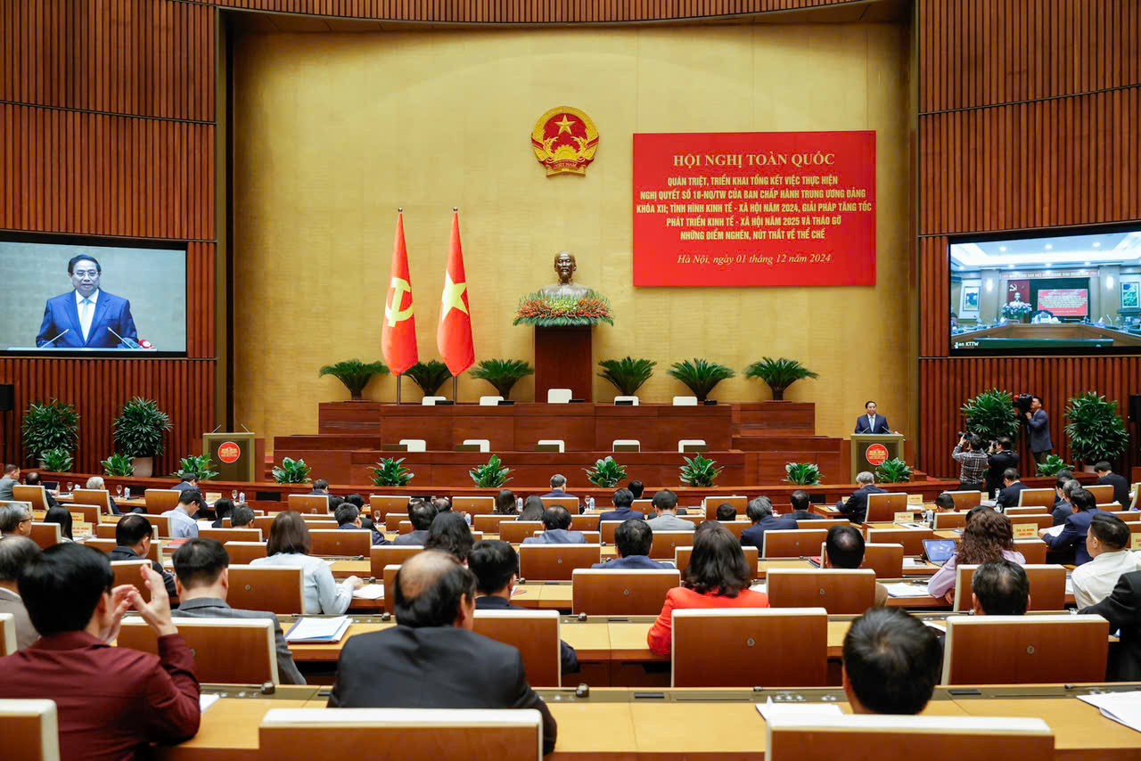 Hội nghị toàn quốc quán triệt, triển khai tổng kết các Nghị quyết của Đảng sáng 1/12