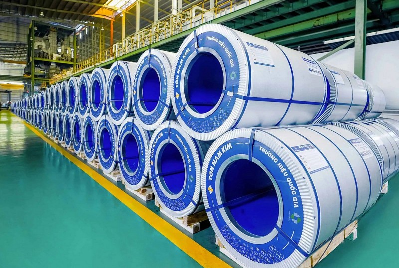 Cổ đông Thép Nam Kim chuẩn bị nhận cổ phiếu thưởng