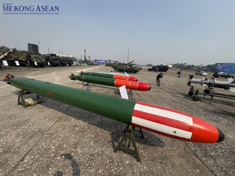 Ấn tượng với dàn vũ khí, thiết bị hiện đại tại Vietnam Defence Expo 2024
