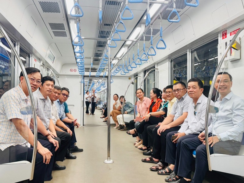 Metro số 1 TP HCM chính thức khai thác 555win phien bạn Chính Thức