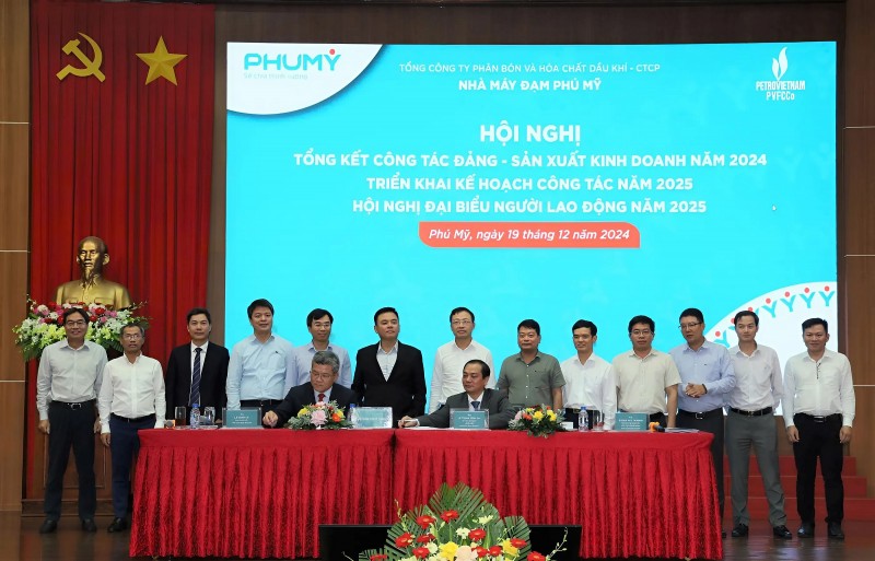 Nhà máy Đạm Phú Mỹ tổng kết công tác sản xuất 55win.com - Trang Cược Uy Tín Cao Nhất 2025 năm 2024