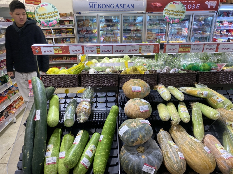 Nguồn cung thực phẩm tại các siêu thị dồi dào, phong phú, giá cả các mặt hàng thực phẩm ổn định . Ảnh: Hà ANh/555win Login. Nguồn cung thực phẩm tại các siêu thị dồi dào, phong phú, giá cả các mặt hàng thực phẩm ổn định . Ảnh: Hà ANh/555win Login.