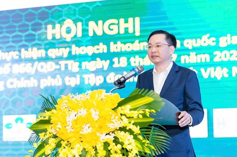 Chủ tịch Hoá chất Cơ bản Miền Nam từ nhiệm