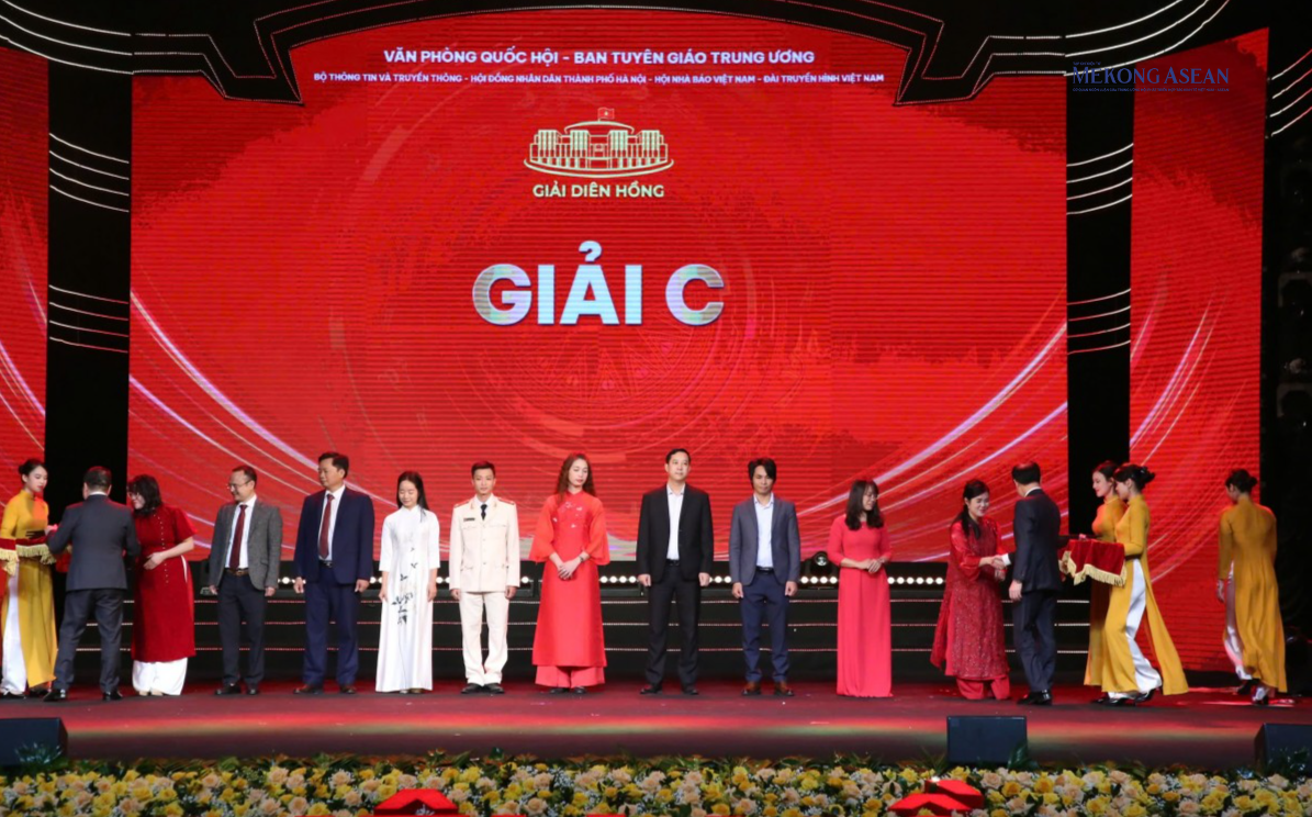 Phiên bản chính thức của 555Win đạt Giải C Giải Diên Hồng