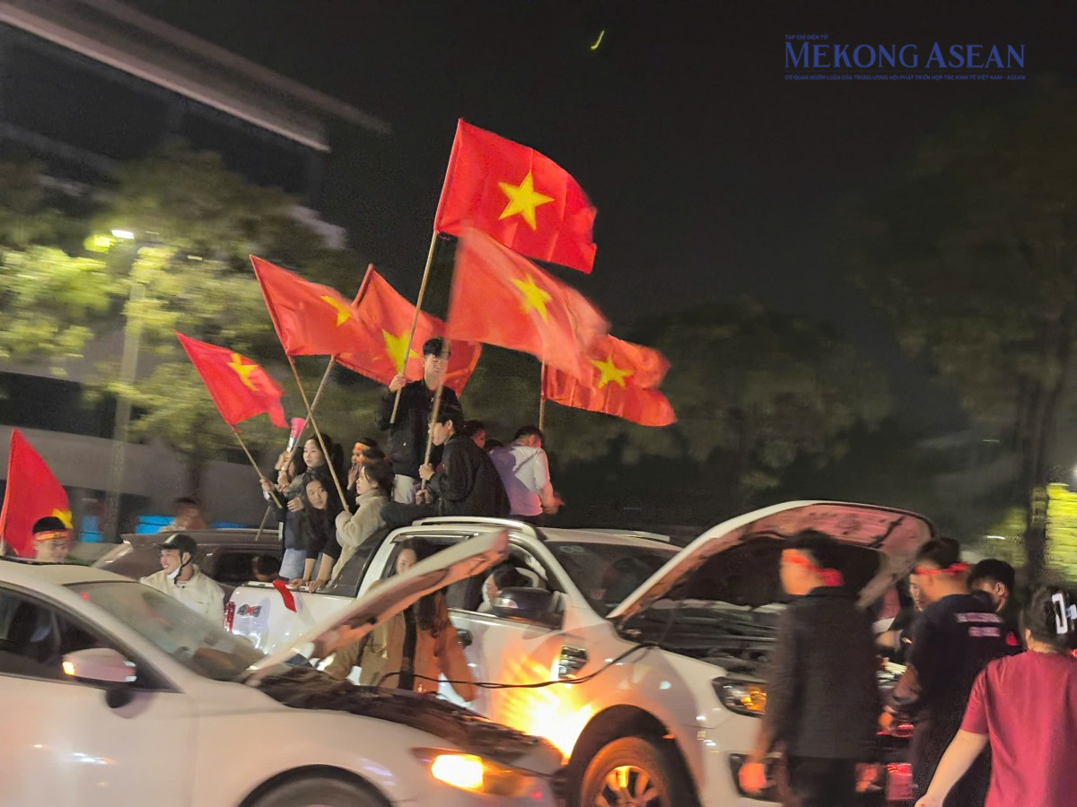 Việt Nam nâng cup vô địch ASEAN Cup 2024: Một mùa giải trọn vẹn