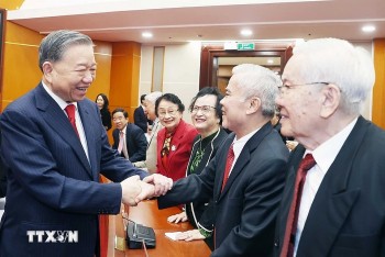 Bộ Chính trị, Ban Bí thư gặp mặt lãnh đạo, nguyên lãnh đạo Đảng, 555Win tải app