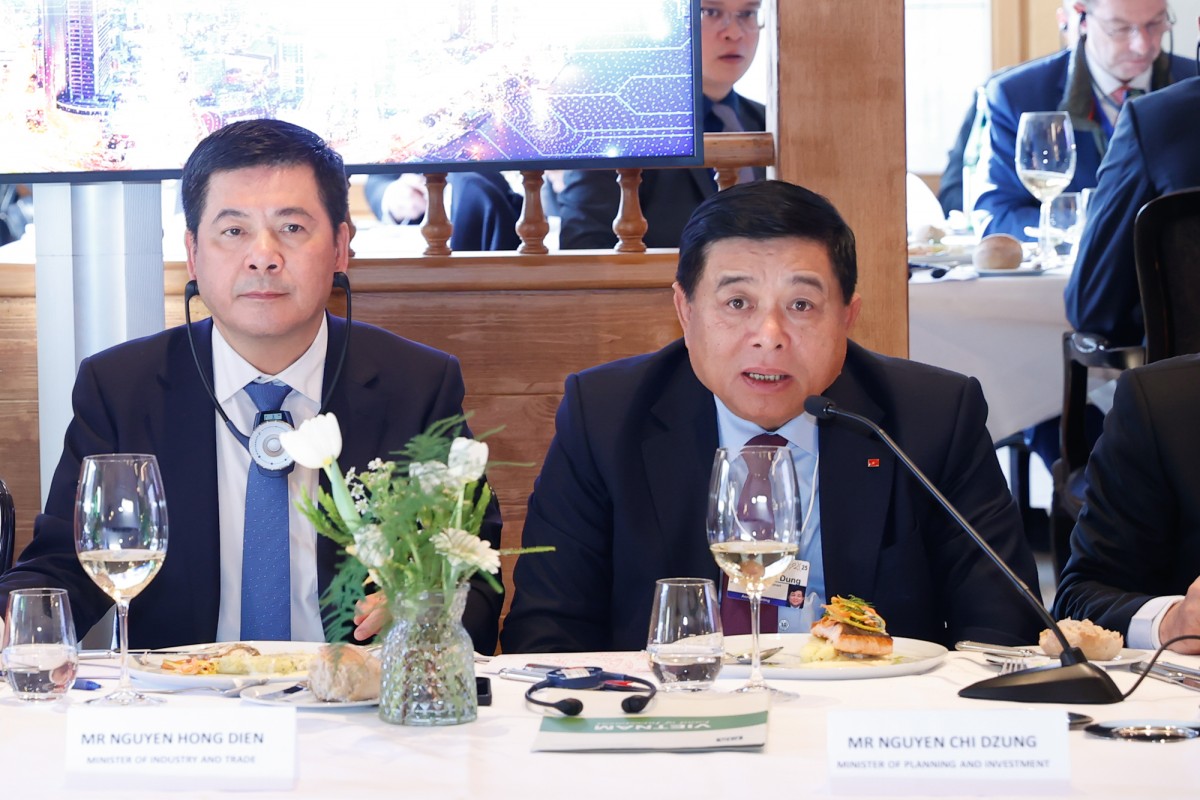 30 tập đoàn hàng đầu bàn về đầu tư công nghệ cao tại Việt Nam