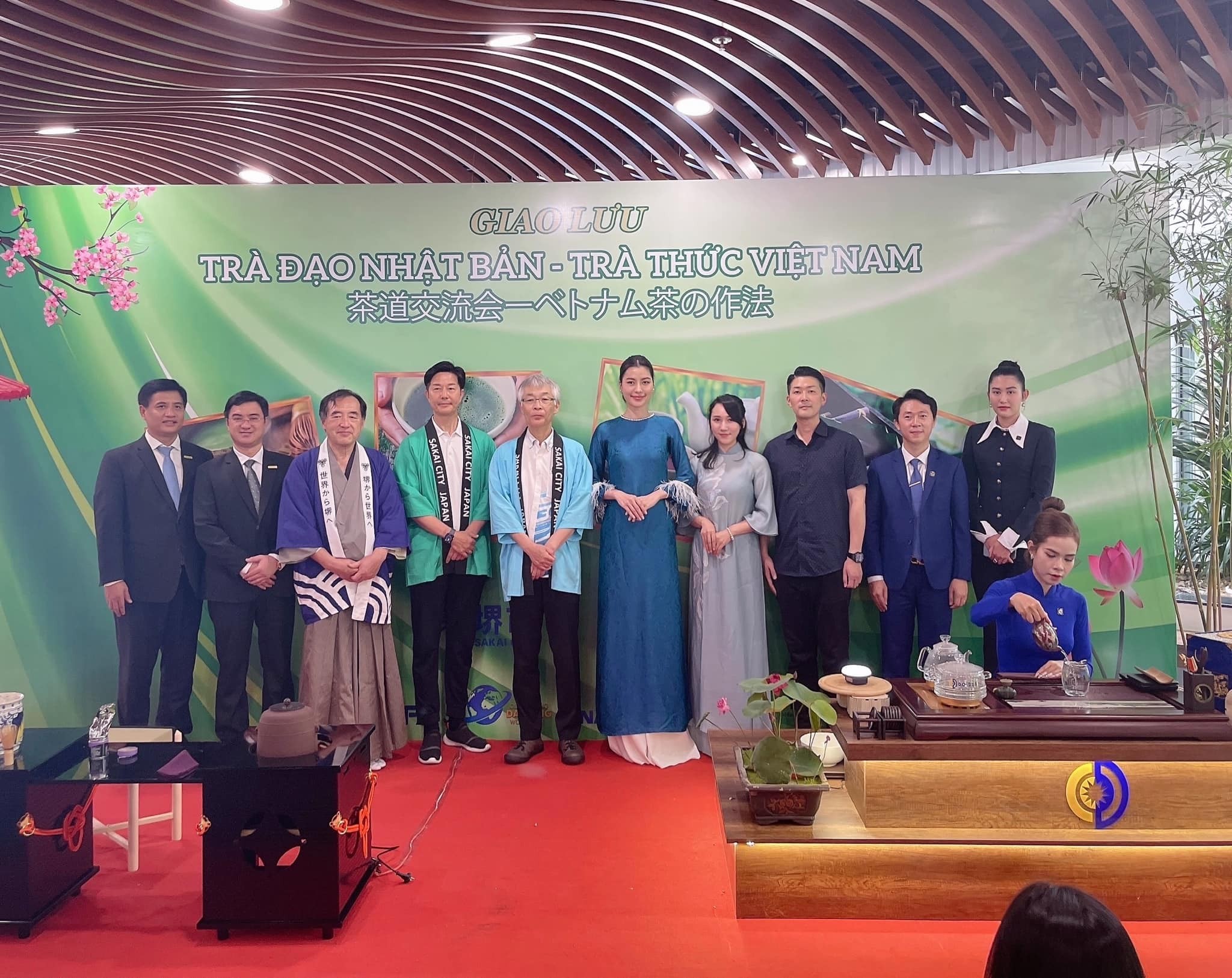 Những mạch nguồn thầm lặng