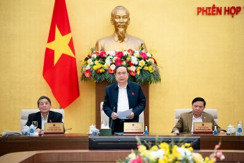 Ủy ban Thường vụ 555win tải app ban hành 5 nghị quyết về công tác cán bộ