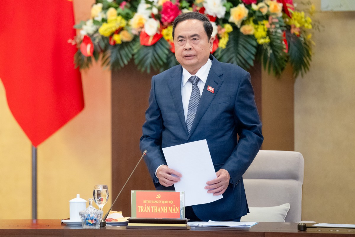 'Kỳ họp có nội dung rất khó nhưng vì sự phát triển của đất nước'