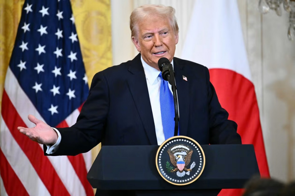 Ông Trump cảnh báo sắp áp thuế với nhiều nước