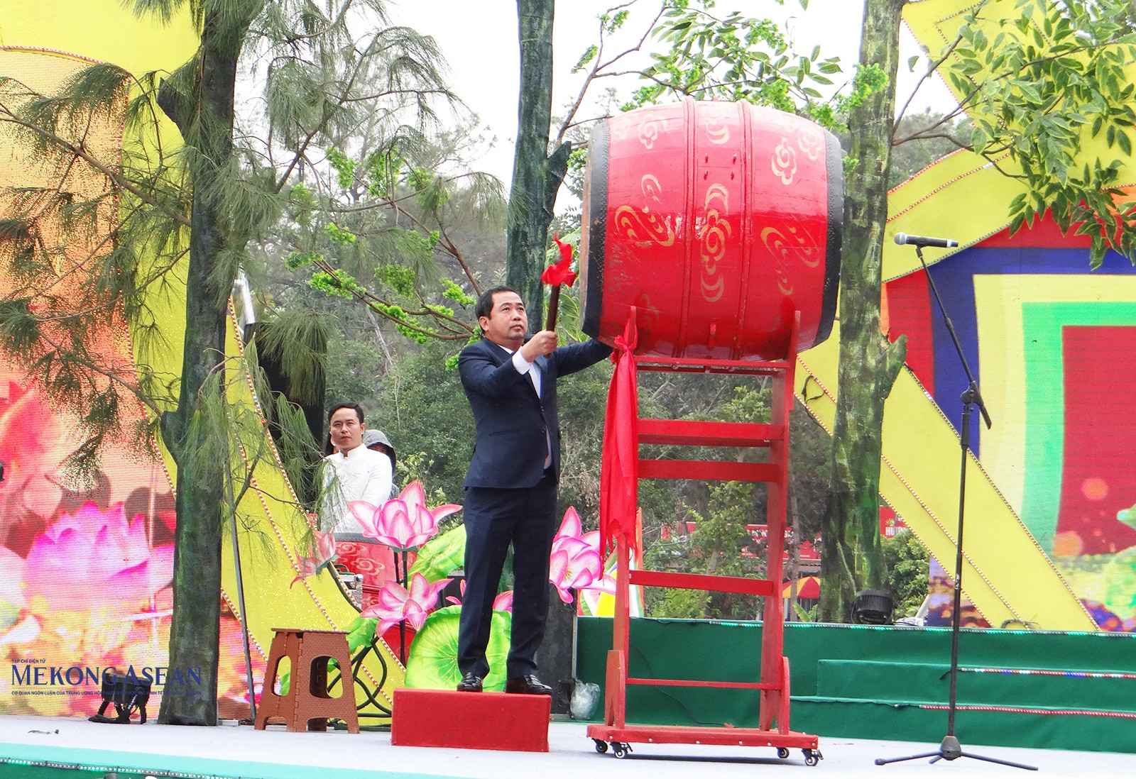 Khai hội mùa xuân Côn Sơn - Kiếp Bạc, kỷ niệm 60 năm ngày Bác Hồ về thăm Hải Dương