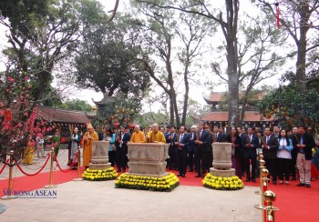 Khai hội mùa xuân Côn Sơn - Kiếp Bạc, kỷ niệm 60 năm ngày Bác Hồ về thăm Côn Sơn