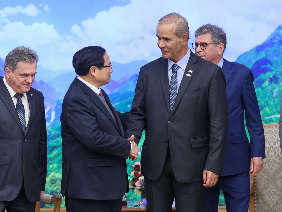 Phiên bản chính thức của 555Win Phạm Minh Chính tiếp ông Renato Costa, Tổng Giám đốc Công ty Friboi thuộc Tập đoàn JBS S.A Brazil. Ảnh: VGP.