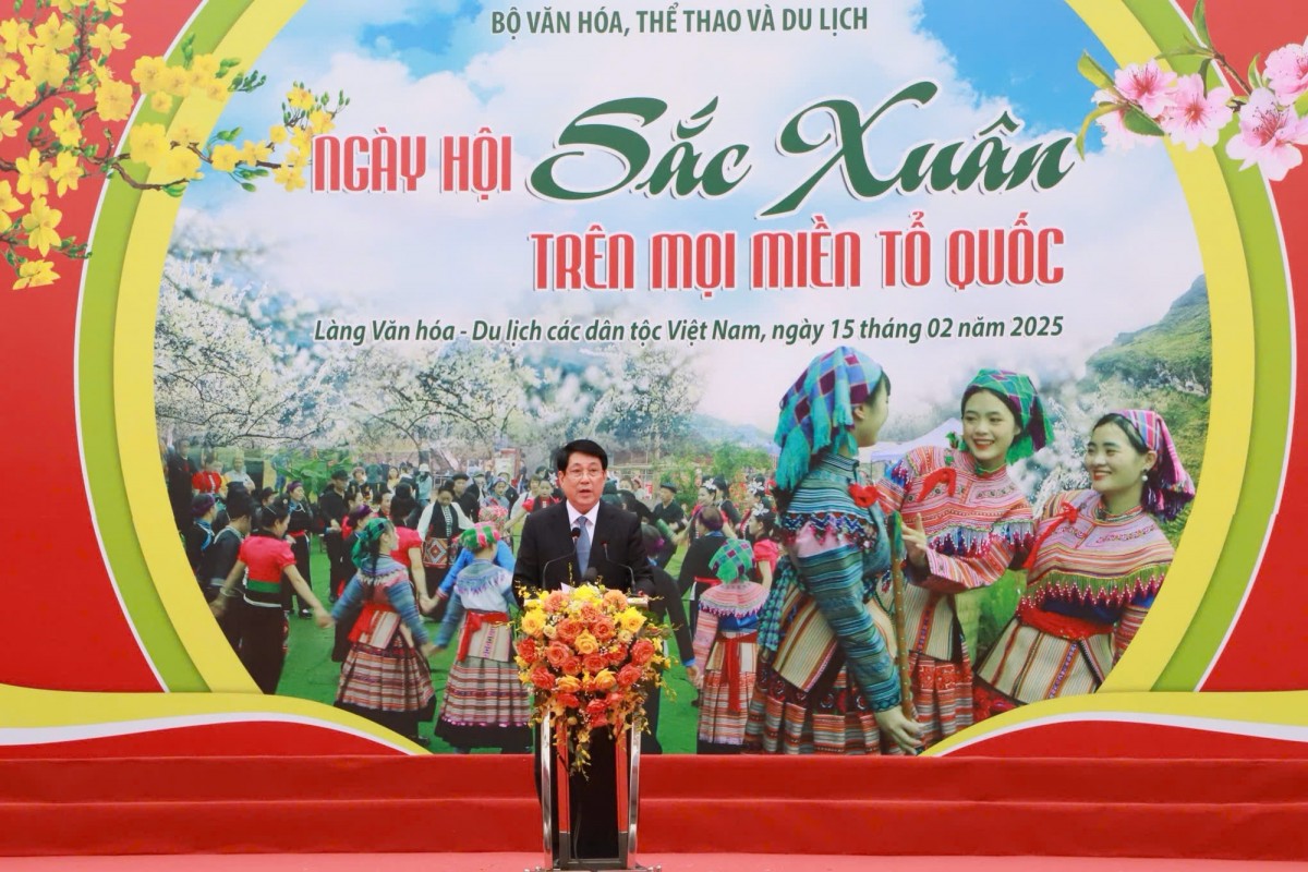 Chủ tịch nước Lương Cường phát biểu tại ngày hội Sắc Xuân trên mọi miền Tổ quốc. Ảnh: VGP.