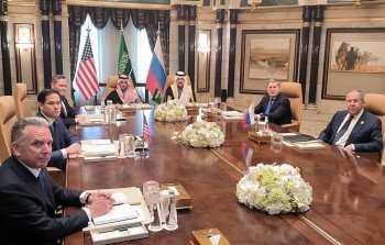 Nga và Mỹ chính thức bắt đầu đàm phán tại Saudi Arabia