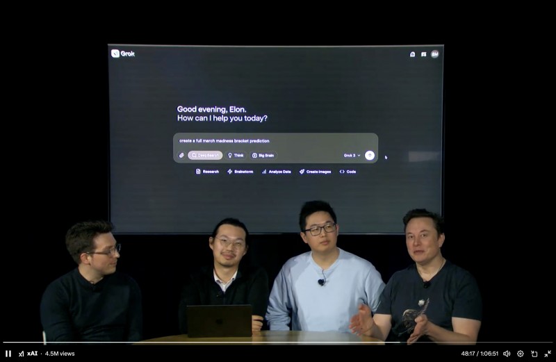 Elon Musk (phải) và các thành viên xAI trong buổi livestream.