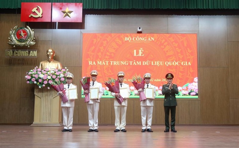 Bộ Công an ra mắt Trung tâm dữ liệu quốc gia. Ảnh: Bộ Công an. Bộ Công an ra mắt Trung tâm dữ liệu quốc gia. Ảnh: Bộ Công an.
